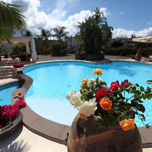 **** Aparthotel La Giara Italië